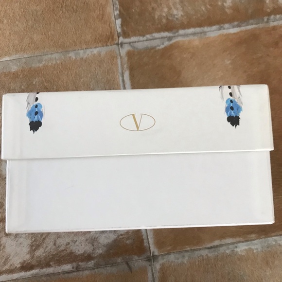 AUTH VALENTINO GARAVANI GORGEOUS SHOE BOX - Picture 7 of 8